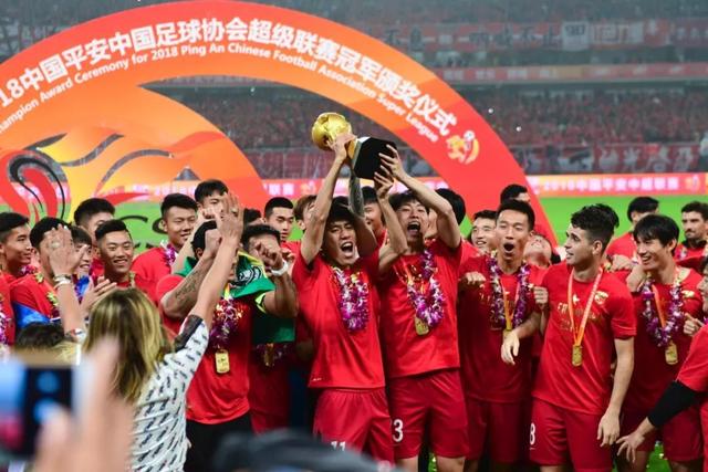 这或许是近几年实力最接近的“上海德比”……